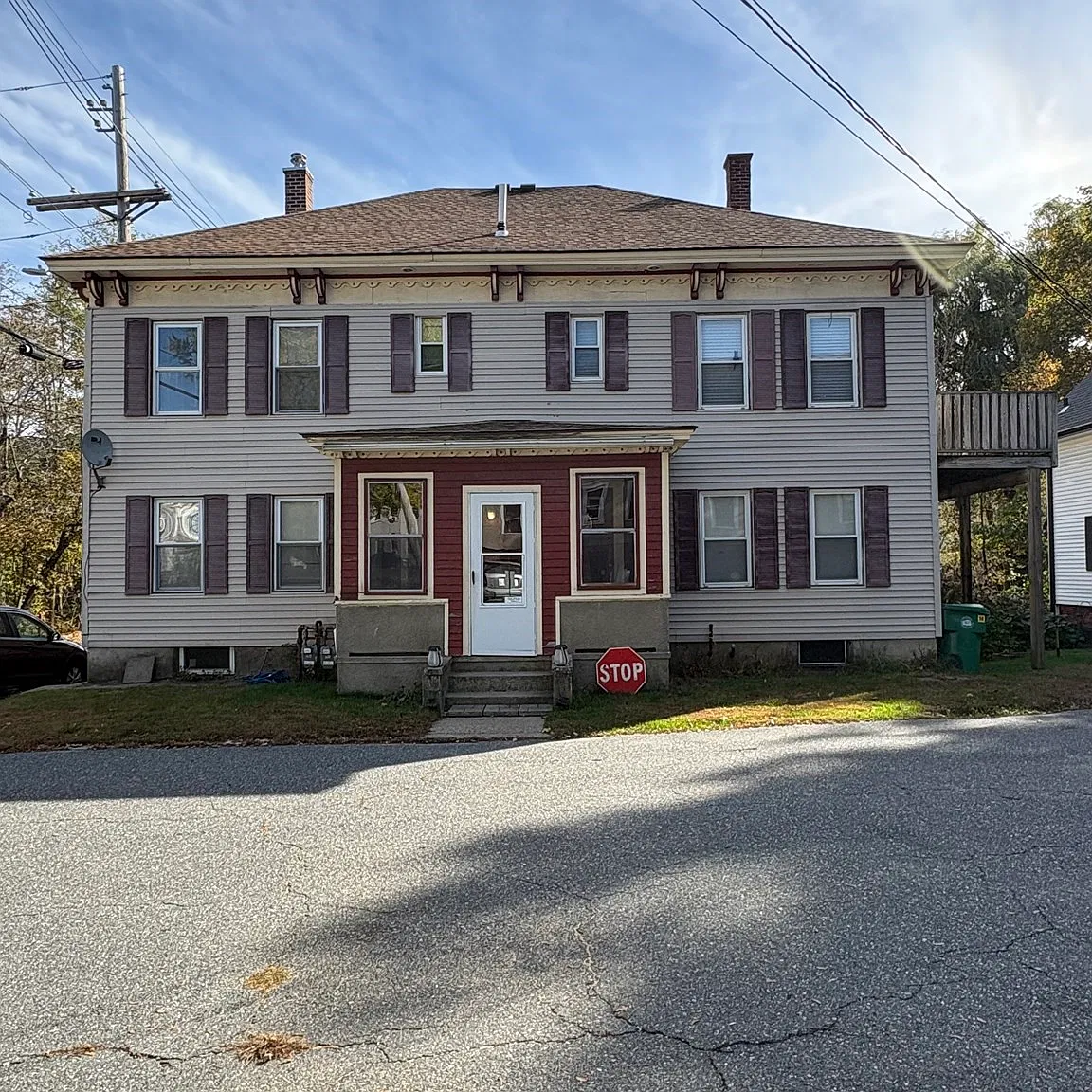 2 bed, 1.0 bath, 1300 sqft, $1,700 — Photo 1