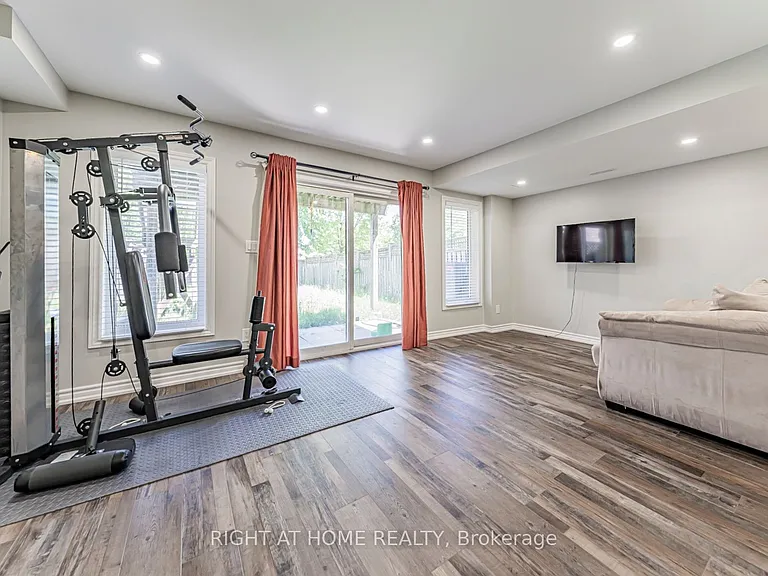 2409 Presquile Dr — Photo 26