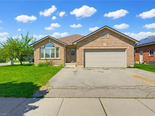 6 General St, Brantford, ON N3S 0A2