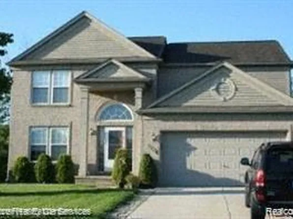 47205 Fairlawn Ct, Canton, MI 48188