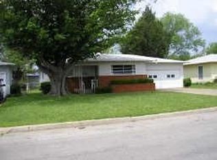 5220 Nolan St, Fort Worth, TX 76119