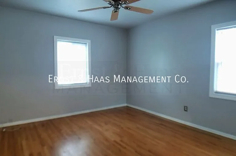 4224 Maury Ave — Photo 17