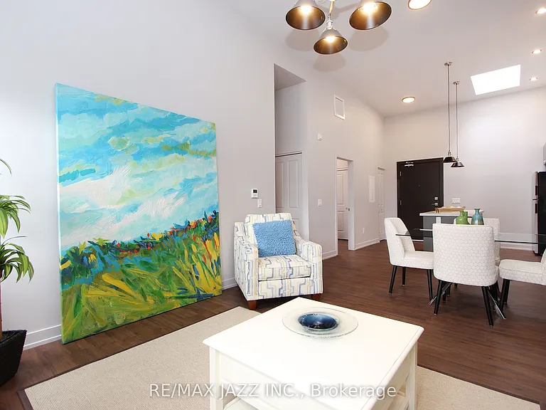14 1/2 King St E #309 — Photo 12