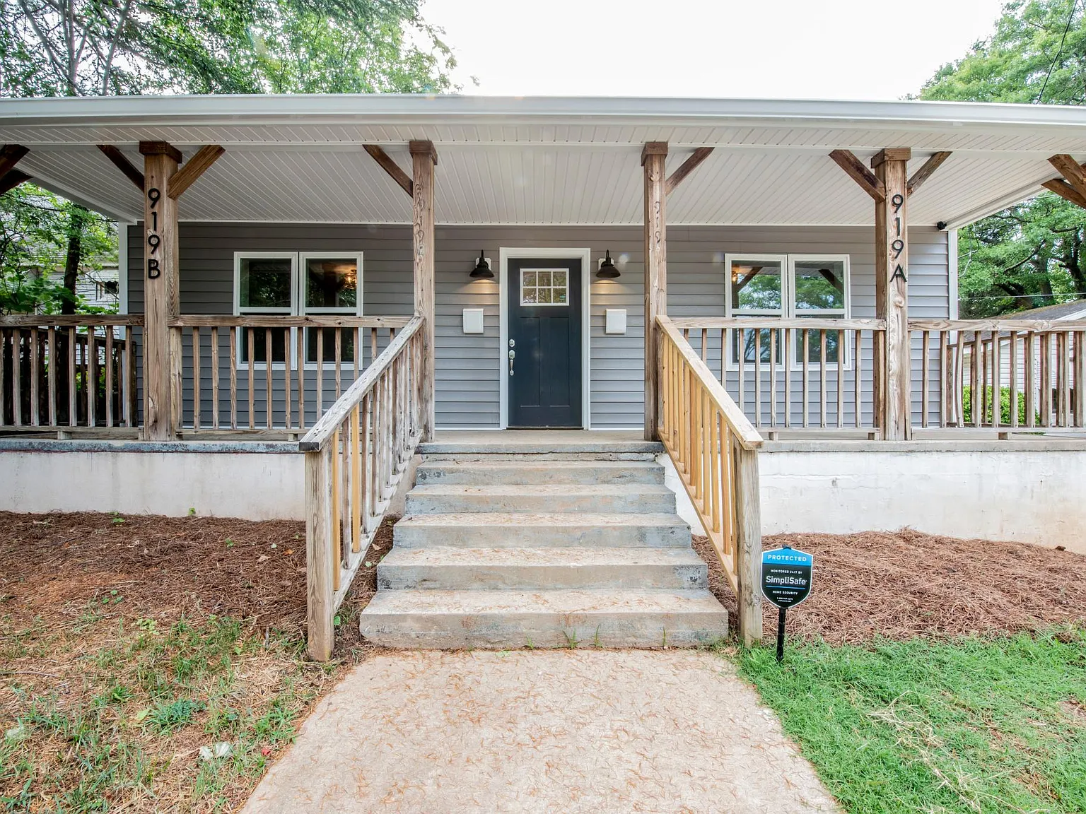 2 bed, 800 sqft, $1,590 — Photo 2
