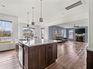 405 Alistair Ct, Chesapeake, VA 23322