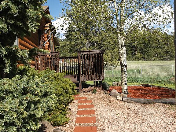 Walkway to front deck