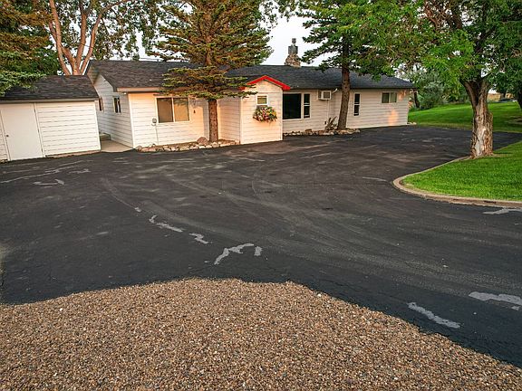 4th image of 47 Millionaire Mile Rd