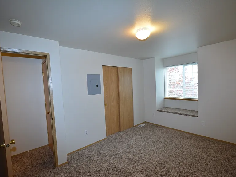 11212 67th Avenue Ct E — Photo 8