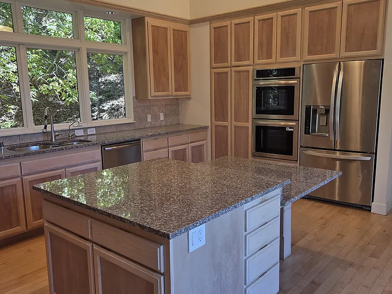 4 Meyer Pl — Photo 3