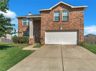 1401 Erin Dr, Burleson, TX 76028