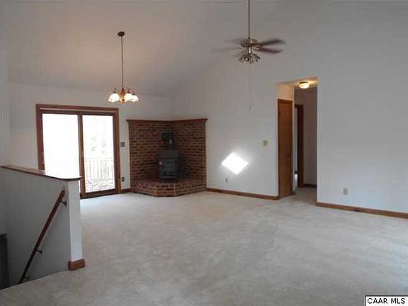 5th image of 108 Jefferson Dr