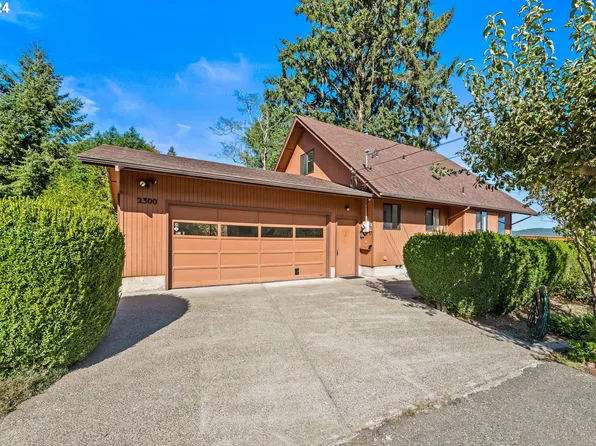 2300 N 10th St, Coos Bay, OR 97420