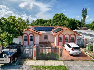 271 E 57th St, Hialeah, FL 33013