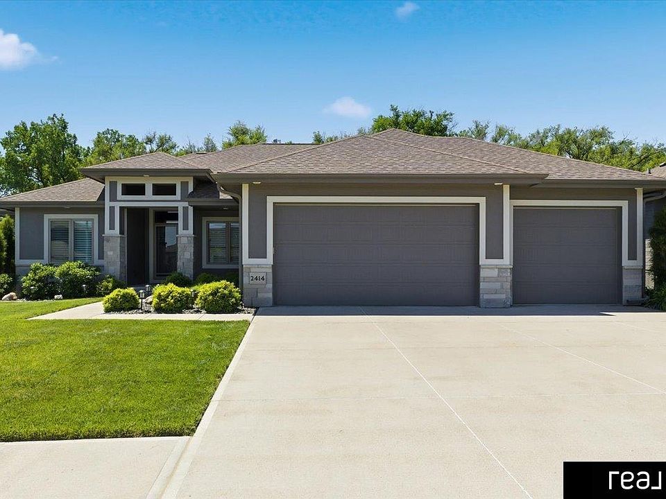 1st image of 2414 N 188th St