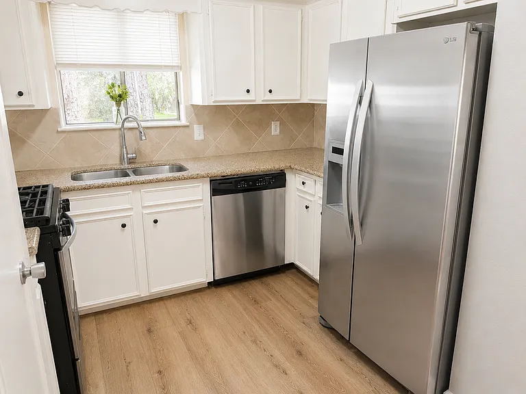 72 Trummel Ct — Photo 8