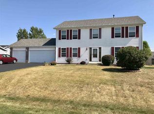 10941 Borage Trl, Roscoe, IL 61073