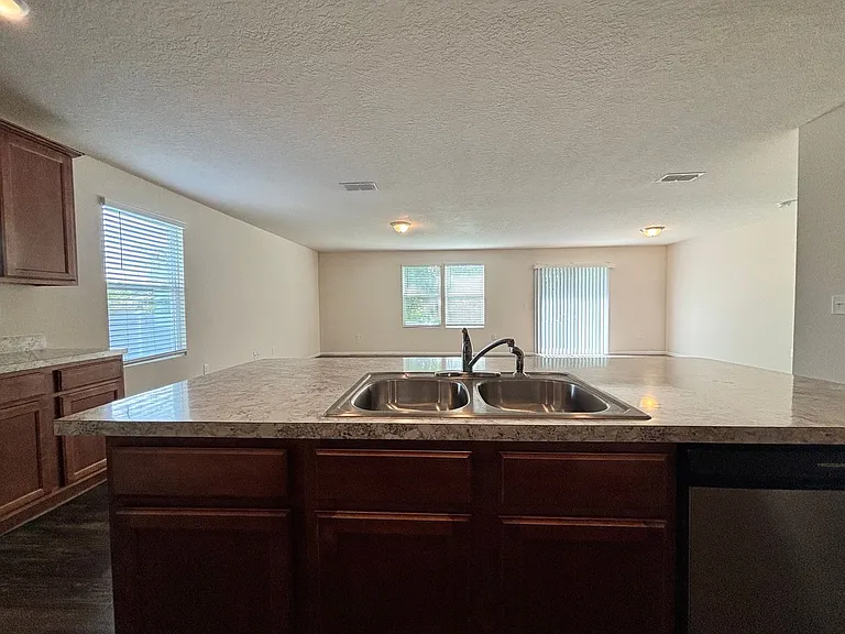 1763 Eagle View Way — Photo 15