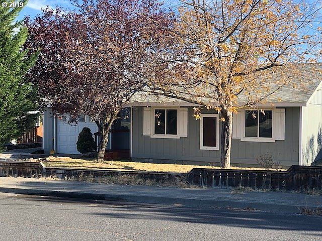1st image of 145 Van Buren Dr