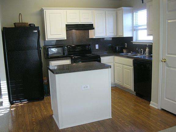 2nd image of 2622 Shark Cir