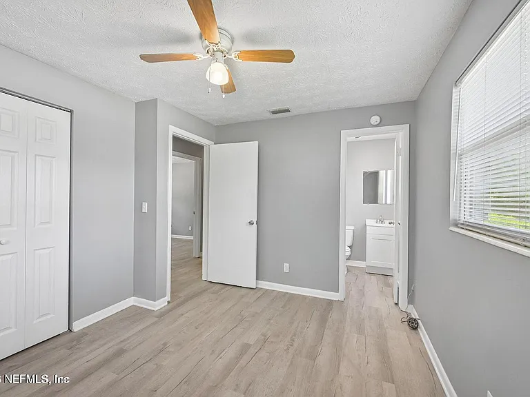 8032 Lourdes Dr S — Photo 11