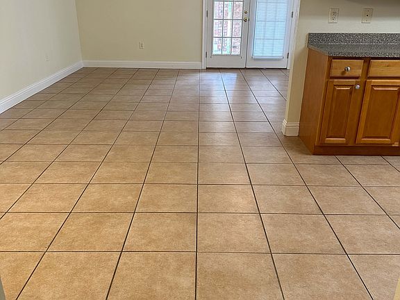 Dining/Living room