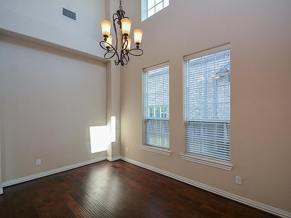 3rd image of 5310 Humboldt Park Ln