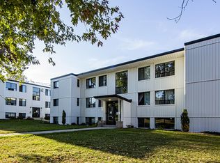 68 Weber St S #21, Waterloo, ON N2J 1Z7