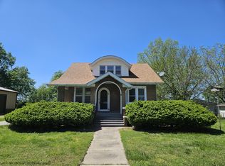 167 N Park St, Hoyleton, IL 62803
