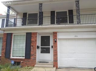 1911 Laurel Oak Dr, Flint, MI 48507