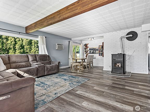 2nd image of 208 Harrison Street