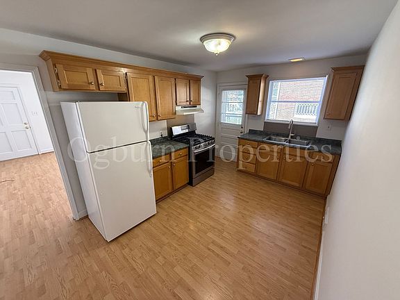 4th image of 512-518 W End Blvd #514
