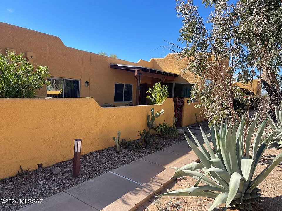 6255 N Camino Pimeria Alta #130