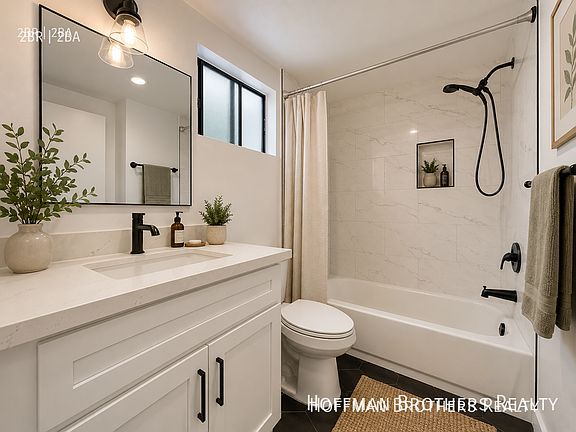 5th image of 5440 Carlton Way APT 103