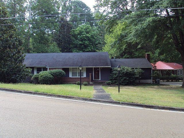 1st image of 336 Vivian St