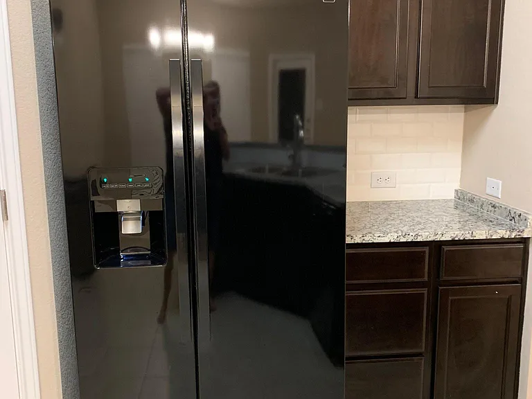 2406 Petersburg Ln — Photo 16