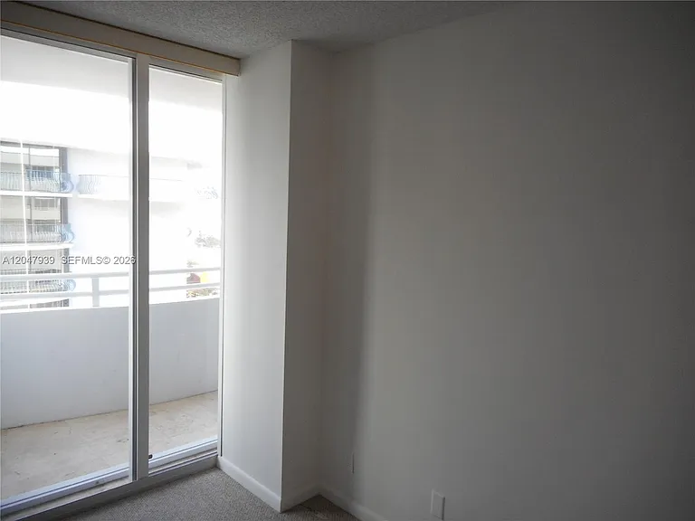 8911 Collins Ave #1102 — Photo 11