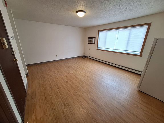 4th image of 3315 & 3325 S 10th St #3325-11