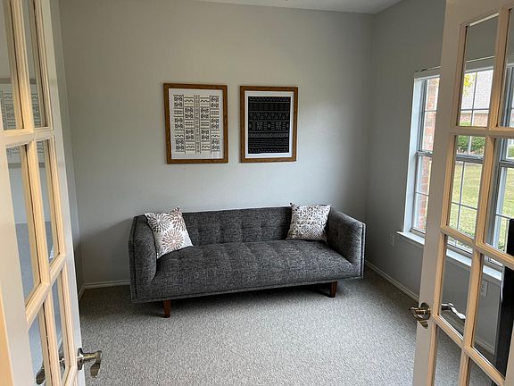 2nd image of 9928 Kaufman Pl