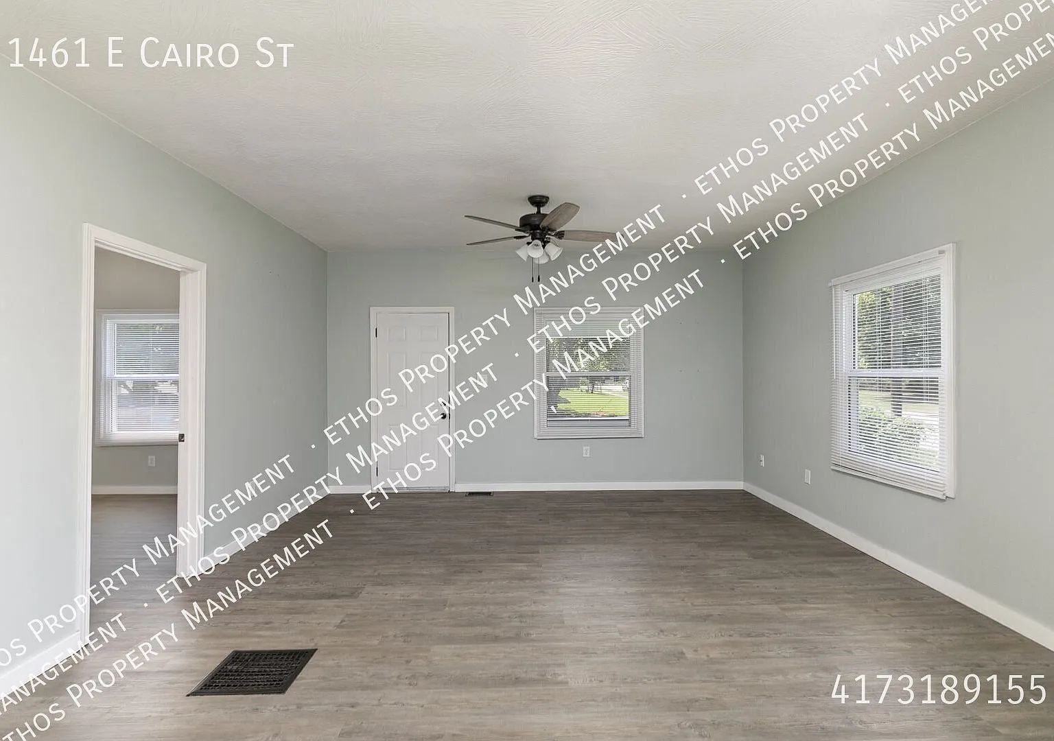 Available now! 3 bed/1 bath near US Highway 65 — Photo 3