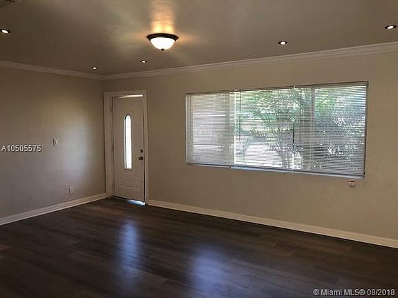 5th image of 18105 NW 7th Ct