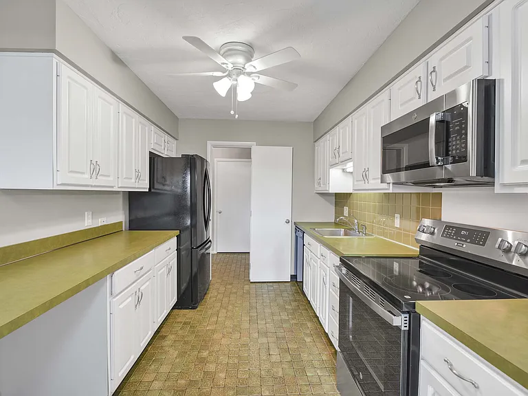 12550 Lake Ave #706 — Photo 7