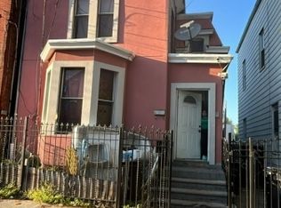 149 4th Ave, Newark, NJ 07104