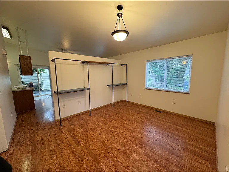 211 N Lilly St #213 — Photo 7