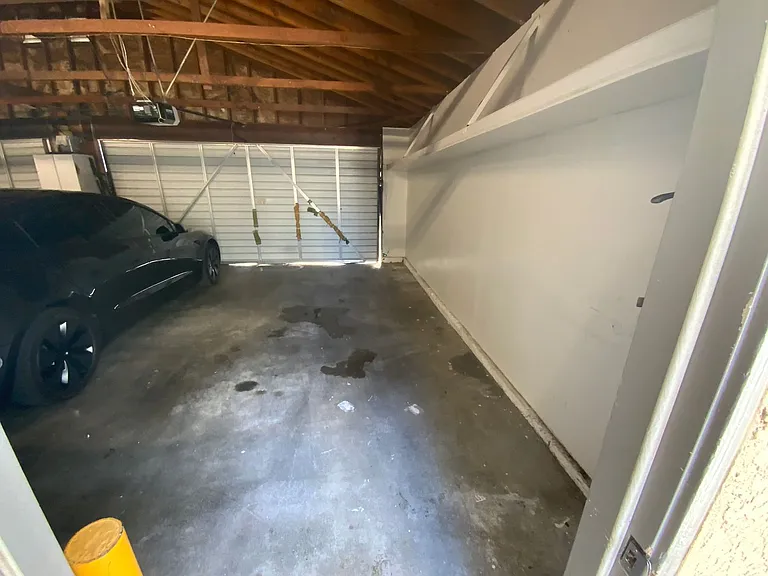 4204 4206 1/2 Manhattan Beach Blvd — Photo 16