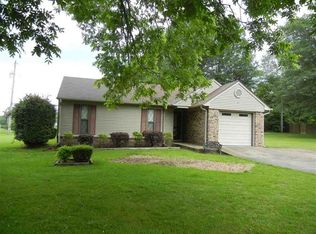 242 Massey Cres, Adamsville, TN 38310