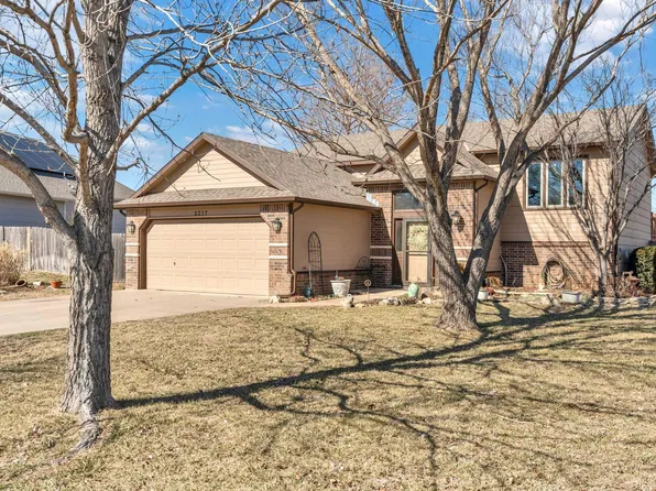 2217 N Parkridge Ct, Wichita, KS 67205