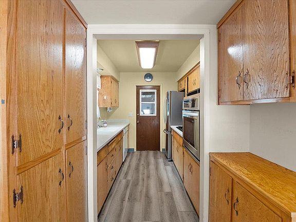 5th image of 2330 Montezuma Dr
