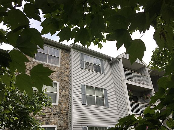 2nd image of 0 Hemlock Ct