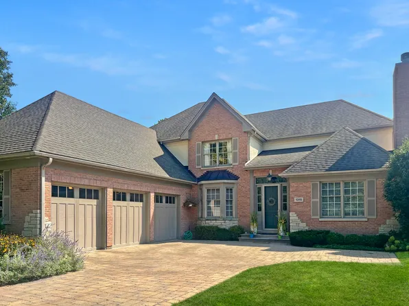 1315 Evergreen Ct, Glenview, IL 60025
