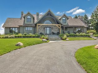 7886 Truesdale Ln, Traverse City, MI 49686